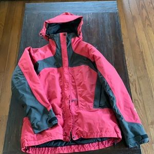 Mountain HardWear red & black Conduit jacket size 8